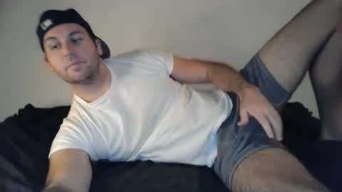 Snapshot of theetwohander chatting on 11/13/25, 04:11 Theetwohander online show from 11/13/25, 04:11