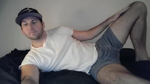 Snapshot of theetwohander chatting on 11/14/25, 04:00 Theetwohander online show from 11/14/25, 04:00