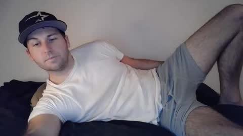 Snapshot of theetwohander chatting on 11/26/25, 03:18 Theetwohander online show from 11/26/25, 03:18