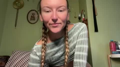 Fae online show from 10/15/25, 08:09