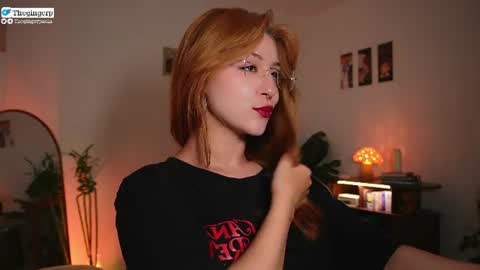 Snapshot of thegingerp chatting on 07/10/26, 09:50 Streaming mostly at online show from 07/10/26, 09:50