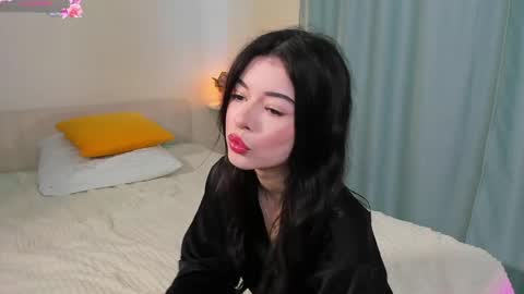 Snapshot of thegirlyoullcomebackto chatting on 05/27/26, 03:09 Anora online show from 05/27/26, 03:09