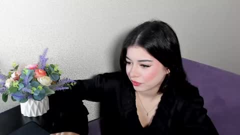 Snapshot of thegirlyoullcomebackto chatting on 06/03/26, 08:03 Anora online show from 06/03/26, 08:03