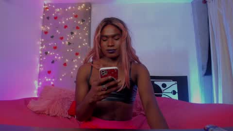 Goldie online show from 01/11/25, 01:48