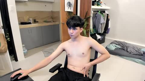 Green online show from 12/01/24, 04:29