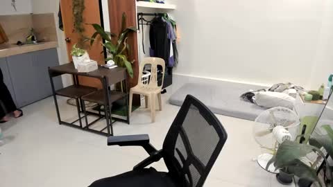 Green online show from 12/26/24, 10:59