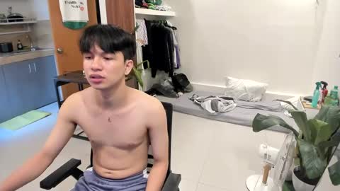 Green online show from 01/24/25, 05:10