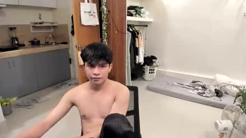 Green online show from 09/17/25, 06:09