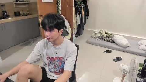 Green online show from 10/09/25, 01:42