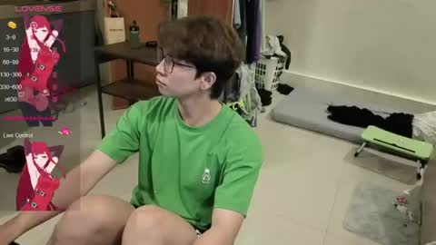 Green online show from 07/10/26, 11:57