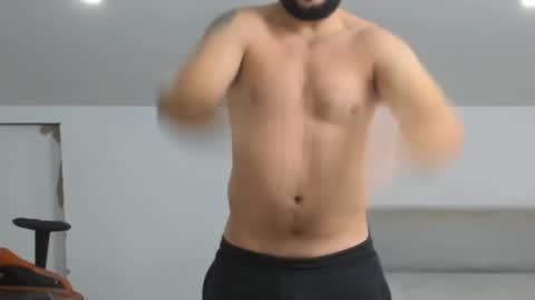 Snapshot of theguardian7 chatting on 11/18/25, 11:25 theguardian7 online show from 11/18/25, 11:25