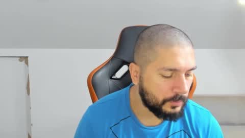 Snapshot of theguardian7 chatting on 11/19/25, 07:08 theguardian7 online show from 11/19/25, 07:08