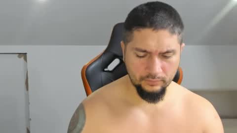 Snapshot of theguardian7 chatting on 12/16/25, 06:24 theguardian7 online show from 12/16/25, 06:24