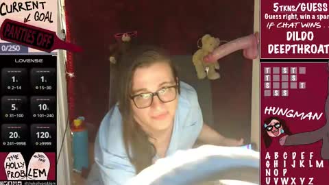 Snapshot of thehollyproblem chatting on 10/20/25, 12:11 Holly thehollyproblem online show from 10/20/25, 12:11