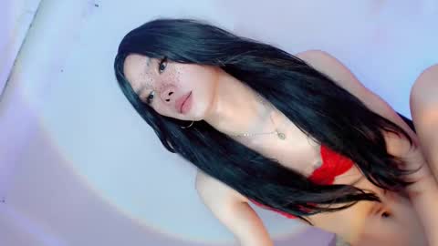 laisa online show from 12/23/24, 09:51