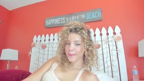 Lily Marie online show from 01/01/25, 05:55