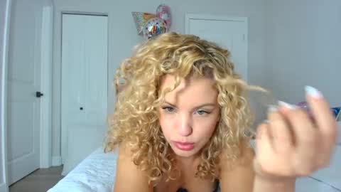 Lily Marie online show from 01/20/25, 09:11