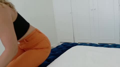 Lily Marie online show from 09/19/25, 06:52