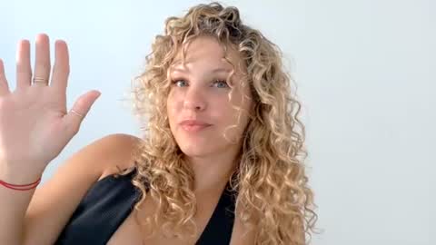 Lily Marie online show from 06/16/26, 09:50