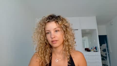 Lily Marie online show from 06/24/26, 09:03