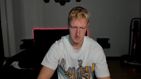 Snapshot of thejacob_d chatting on 11/27/25, 03:25 thejacob_d online show from 11/27/25, 03:25