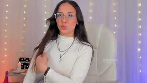 Katie. Kate is the name I go by. online show from 09/23/25, 06:27