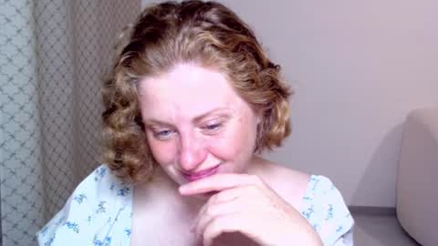 Snapshot of theladysblush chatting on 10/07/25, 06:27 Ella online show from 10/07/25, 06:27