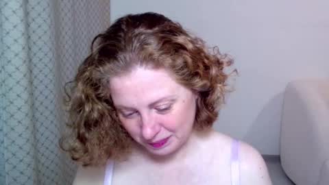 Ella online show from 12/21/25, 07:15