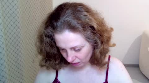 Ella online show from 04/09/26, 08:14