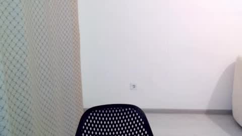 Ella online show from 05/23/26, 06:45