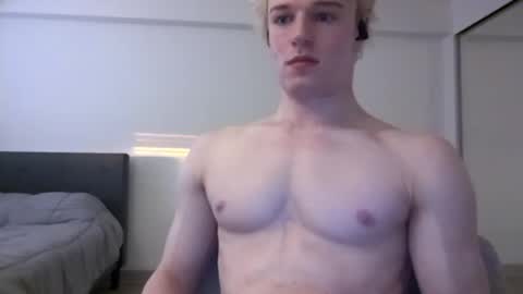 Snapshot of thelevimeyers chatting on 05/29/26, 02:09 thelevimeyers online show from 05/29/26, 02:09