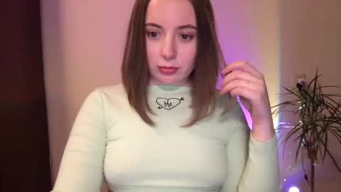 Snapshot of thelexy chatting on 01/05/25, 02:38 Alexa online show from 01/05/25, 02:38