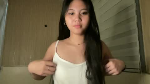 thelifeof_kiara online show from 06/27/26, 07:41