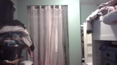 Snapshot of thelittlebambii chatting on 01/07/25, 10:08 Little Bambii online show from 01/07/25, 10:08