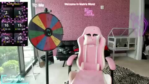 Snapshot of themanseater chatting on 06/11/26, 03:32 Themaneater online show from 06/11/26, 03:32