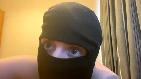 Snapshot of themanxmr chatting on 05/11/26, 06:05 Bruce online show from 05/11/26, 06:05