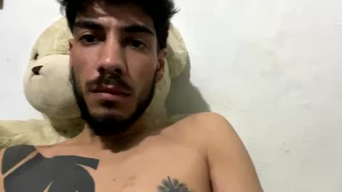 Snapshot of themarttinguyyy chatting on 09/26/25, 03:43 themarttinguyyy online show from 09/26/25, 03:43