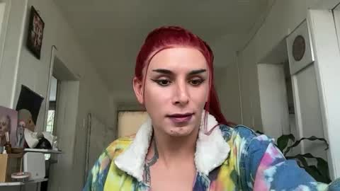 Snapshot of thematryoshka chatting on 09/20/25, 05:58 Lucy Lucy online show from 09/20/25, 05:58