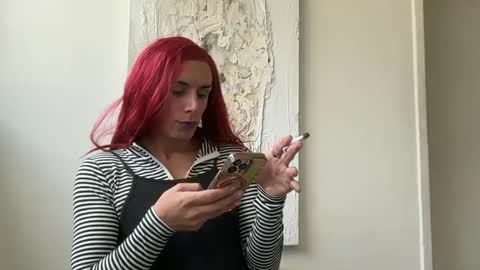 Snapshot of thematryoshka chatting on 09/22/25, 04:09 Lucy Lucy online show from 09/22/25, 04:09