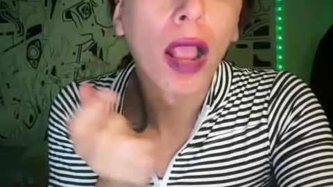 Snapshot of thematryoshka chatting on 11/29/25, 11:52 Lucy Lucy online show from 11/29/25, 11:52