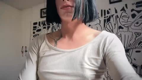 Snapshot of thematryoshka chatting on 12/15/25, 07:40 Lucy Lucy online show from 12/15/25, 07:40