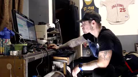 sledge online show from 12/17/24, 02:01