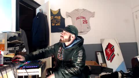 sledge online show from 02/17/25, 07:42