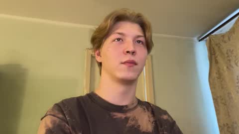 Snapshot of themikesever chatting on 10/01/25, 01:44 Sever online show from 10/01/25, 01:44