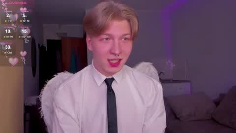 Snapshot of themikesever chatting on 11/11/25, 09:09 Sever online show from 11/11/25, 09:09