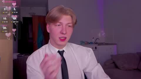 Snapshot of themikesever chatting on 11/12/25, 09:21 Sever online show from 11/12/25, 09:21