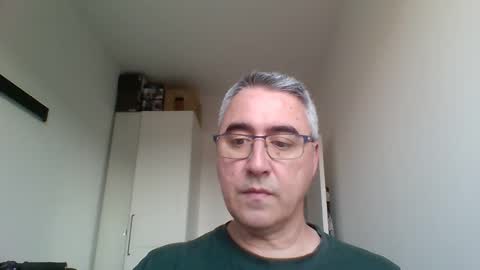 Snapshot of themohican chatting on 04/18/26, 05:06 Themohican online show from 04/18/26, 05:06