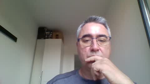 Snapshot of themohican chatting on 04/25/26, 01:36 Themohican online show from 04/25/26, 01:36