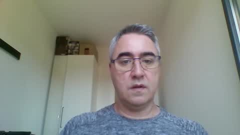 Snapshot of themohican chatting on 05/06/26, 07:24 Themohican online show from 05/06/26, 07:24