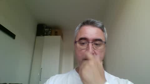 Snapshot of themohican chatting on 05/11/26, 11:38 Themohican online show from 05/11/26, 11:38